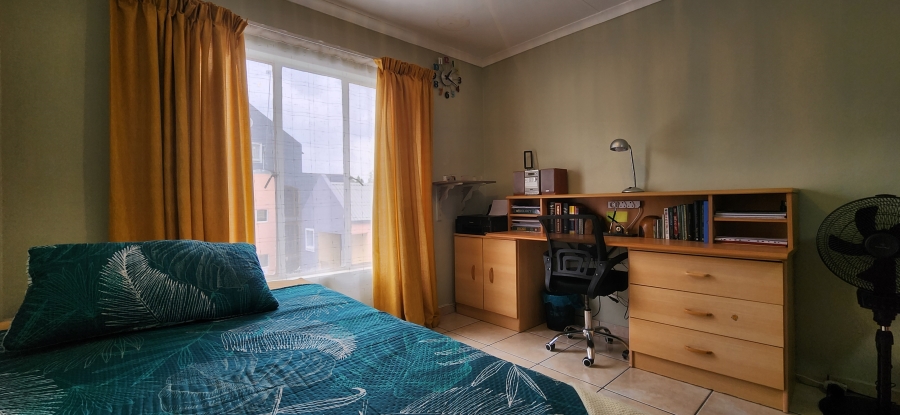 0 Bedroom Property for Sale in Kannoniers Park North West